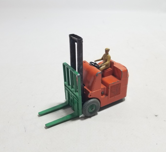 İNGİLİZ YAPIMI ANTİKA METAL OYUNCAK FORKLİFT