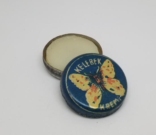 İÇİ DOLU ANTİKA KELEBEK KREMİ