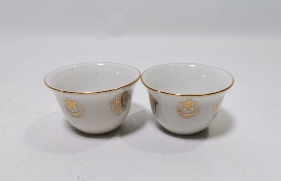 2 ADET ÜZERİ ALTIN VARAKLI ANTİKA ZARF FİNCANI