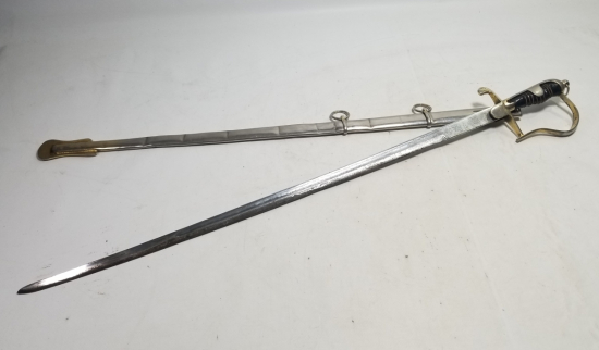 İKİ YÜZÜ GRAVÜRLÜ ANTİKA SUBAY KILICI