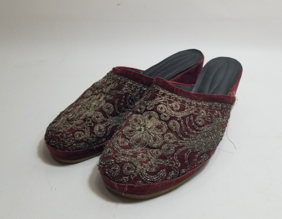 SIRMA İŞÇİLİKLİ ANTİKA GELİN TERLİĞİ