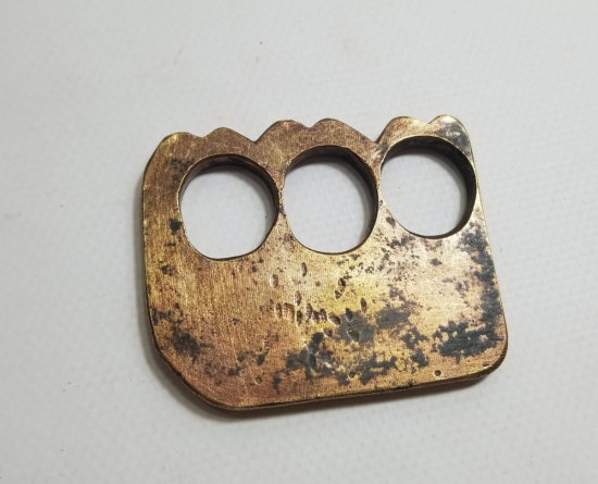 ANTİKA PİRİNÇ MUŞTA