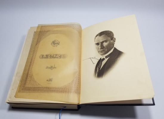 TÜM SAYFALARI ALTIN VARAKLI ÇOK NADİR PROTOKOL BASKI NUTUK - YALNIZCA 335 ADET BASILMIŞ