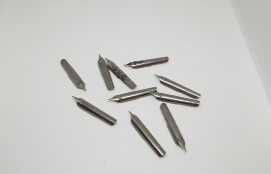 ÜZERLERİ OSMANLICA YAZILI OSMANLI DÖNEMİ DİVİT UÇLARI LOTU