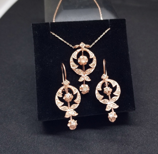 ÖZEL YAPIM ELMAS KOLYE KÜPE TAKIMI