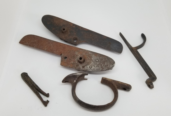 OSMANLI DÖNEMİ DOLMA TÜFEK PARÇALARI LOTU