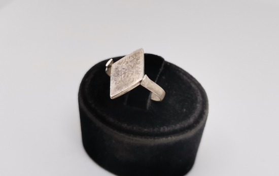 ÜZERİ EBCED HESAPLI ÖZEL YAPIM ANTİKA GÜMÜŞ TILSIM YÜZÜK