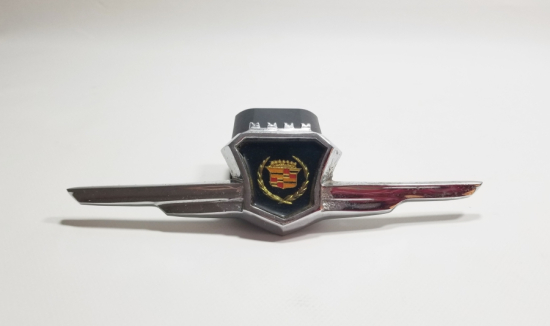 ANTİKA CADİLLAC ARABA AMBLEMİ