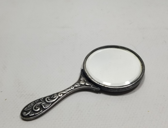 KABARTMA İŞÇİLİKLİ DANİMARKA YAPIMI ANTİKA GÜMÜŞ EL AYNASI