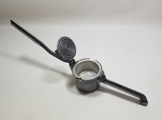 YERLİ YAPIM ANTİKA MEYVE SIKACAĞI