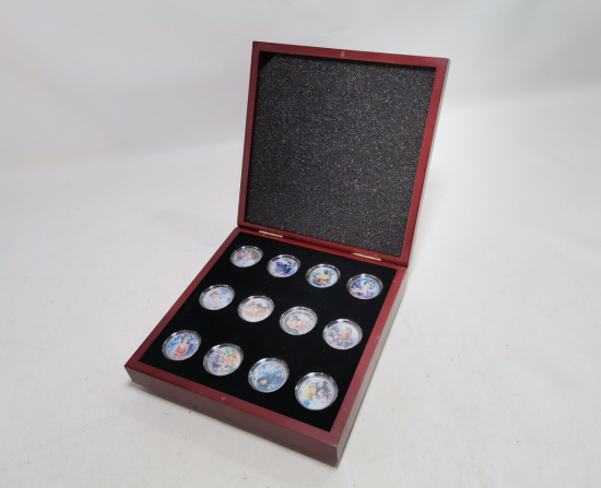 PRENSES DIANA KONULU AHŞAP KUTUSUNDA ÖZEL YAPIM GÜMÜŞ KAPLAMA HATIRA PARA SETİ