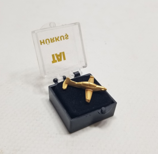 ORİJİNAL KUTUSUNDA ALTIN KAPLAMA HÜRKUŞ ROZET