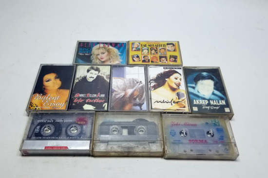 İÇLERİ DOLU NOSTALJİK KASET LOTU