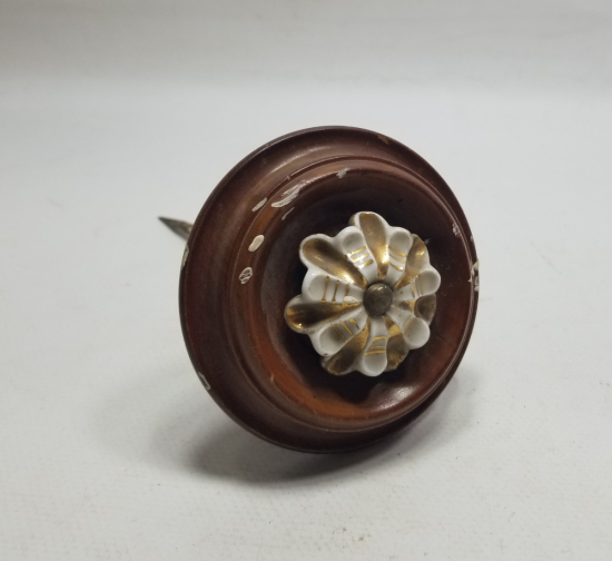 AHŞAP ÜZERİ ALTIN VERMEYLİ PORSELEN APLİKLİ OSMANLI DÖNEMİ NADİR KAPI KOLU