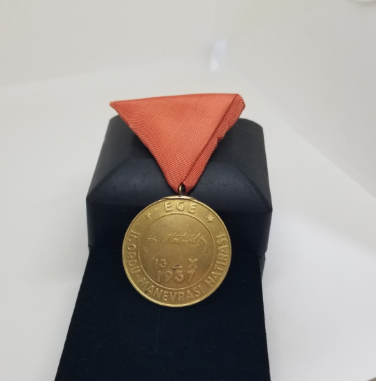 ORİJİNAL ASKI VE KURDELASIYLA EGE 2.ORDU MANEVRASI HATIRASI MADALYA