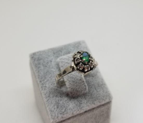 ZÜMRÜT VE PIRLANTA TAŞLI ÖZEL YAPIM YÜZÜK