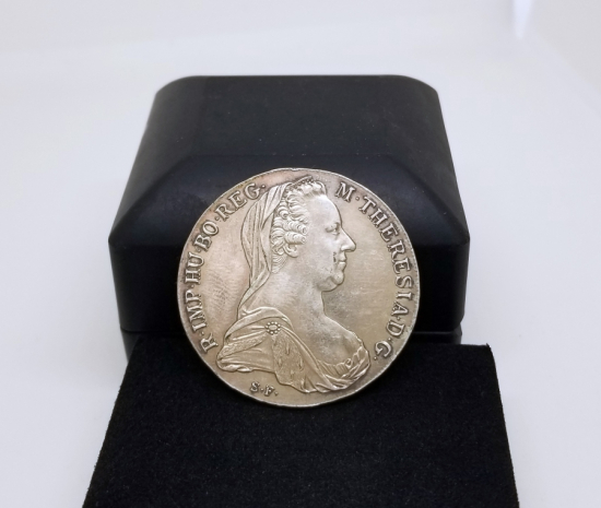 MARIA THERESIA'NIN ÖLÜMÜNÜN 100. YILI ANISINA YAPILMIŞ NADİR GÜMÜŞ MADALYON