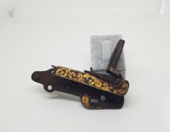 ÜZERİ ALTIN ÇAKMA İŞÇİLİKLİ YENİÇERİ KALE TÜFEĞİ ÇAKMAĞI