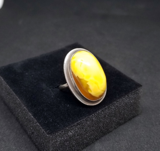 KAYA DAMLA KEHRİBARDAN ÖZEL YAPIM GÜMÜŞ YÜZÜK