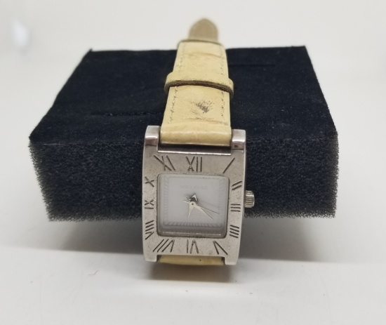 ÇALIŞIR DURUMDA PİLLİ KOL SAATİ