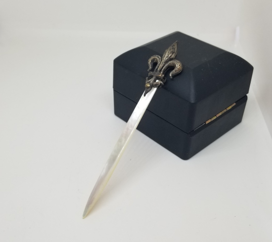 GÜMÜŞ TUTMAÇLI ANTİKA SEDEF ZARF AÇACAĞI