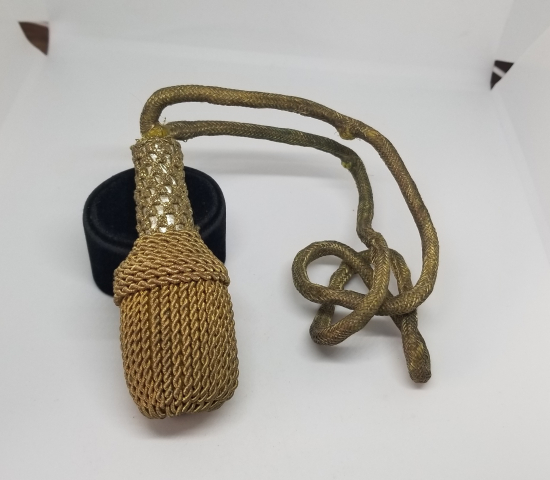 SIRMA İŞÇİLİKLİ ANTİKA SUBAY KILICI PÜSKÜLÜ