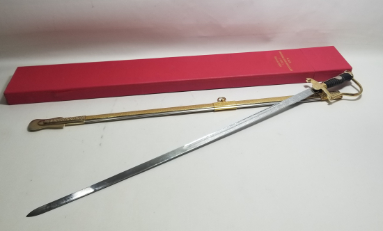 ORİJİNAL KUTUSUNDA ÇİL KONDİSYONDA SUBAY KILICI