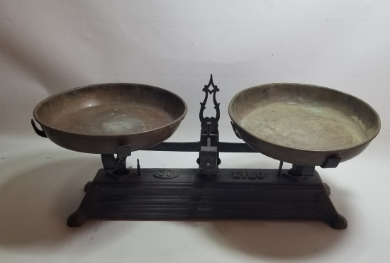 CUMHURİYET BAŞLARI EL YAPIMI ANTİKA TERAZİ