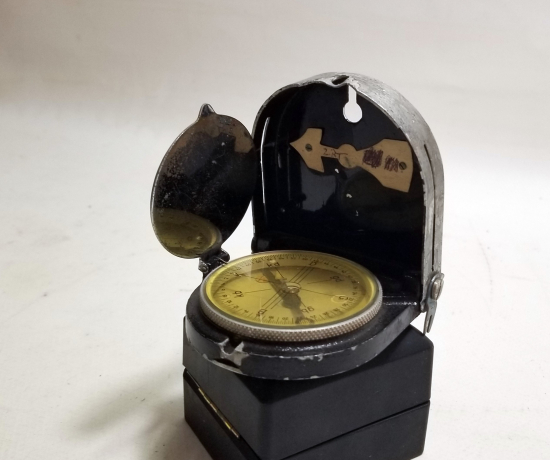 KORE SAVAŞI DÖNEMİ ANTİKA ASKERİ PUSULA