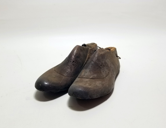 OSMANLI DÖNEMİ EL YAPIMI AHŞAP ÇOCUK AYAKKABI KALIBI