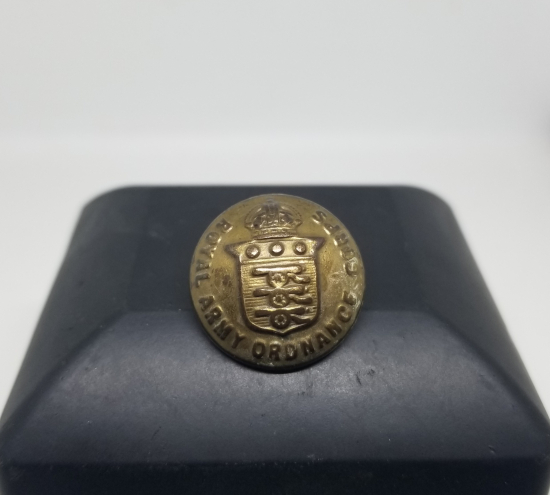 ANTİKA İNGİLİZ SUBAY DÜĞMESİ