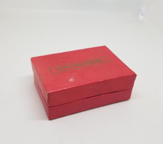 ETİBANK YAZILI ANTİKA KAPAKLI KUTU