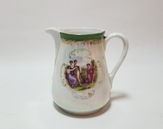 ÜZERİ ALTIN VARAKLI NADİR TİPTE ALTI OSMANLICA YAZILI KUZNETSOV SÜTLÜK