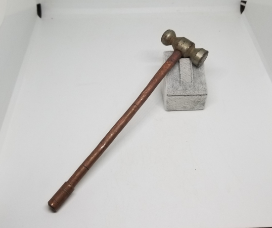 ANTİKA METAL SAATÇİ ÇEKİCİ