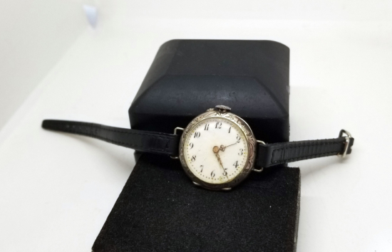 NADİR TİPTE OSMANLI DÖNEMİ GÜMÜŞ KASA KOL SAATİ