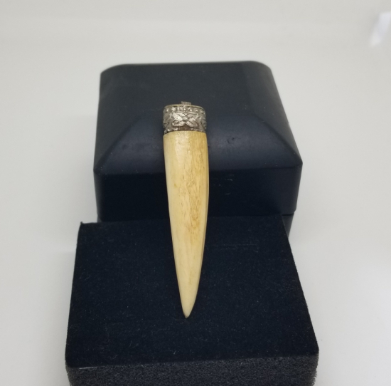 KAPLAN DİŞİNDEN YAPILMIŞ ÇOK NADİR UZAK DOĞU KOLYE