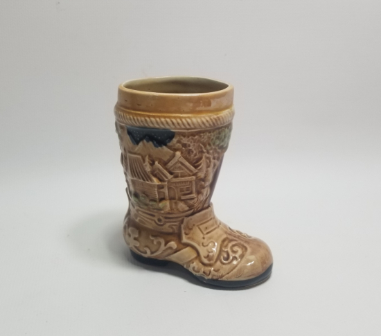 KABARTMA İŞÇİLİKLİ ÇİZME FORMLU ANTİKA İNGİLİZ VAZO