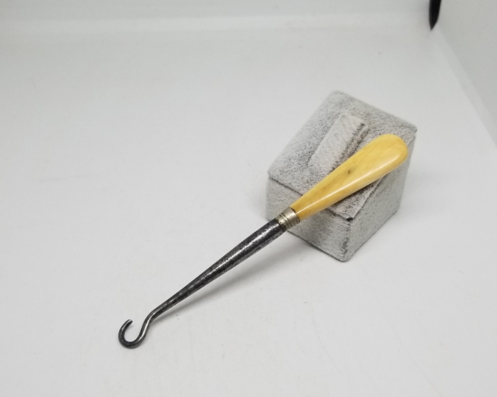 FİLDİŞİ TUTMAÇLI OSMANLI DÖNEMİ POTİN BAĞLAMA ALETİ