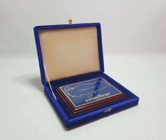 AHŞAP ÜZERİ MİNELİ GOODYEAR PLAKET