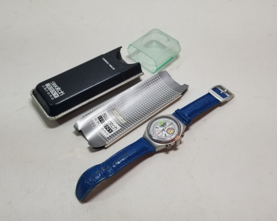 SWATCH MARKA KUTUSUNDA KOL SAATİ