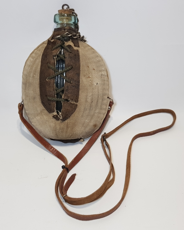 1. DÜNYA SAVAŞI DÖNEMİ NADİR FORMDA CAM MATARA