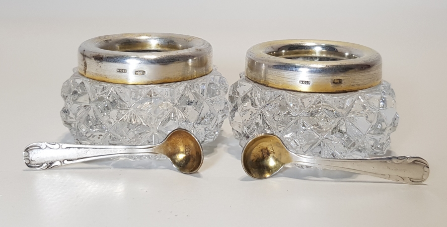 BİR ÇİFT KRİSTAL & GÜMÜŞ HAVYARLIK