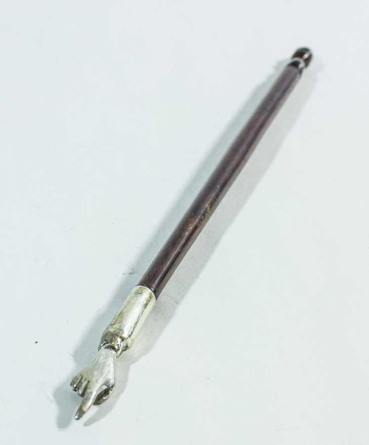 GÜMÜŞ UÇLU AHŞAP OKUMA ÇUBUĞU