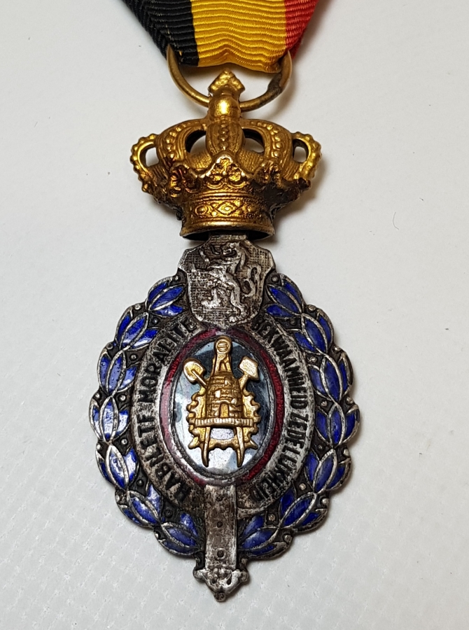 İPEK ASKILI, MİNELİ GÜMÜŞ MADALYA