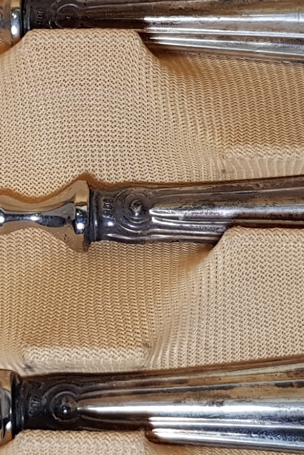 KUTUSUNDA 800 AYAR GÜMÜŞ SEYAHAT TAKIMI