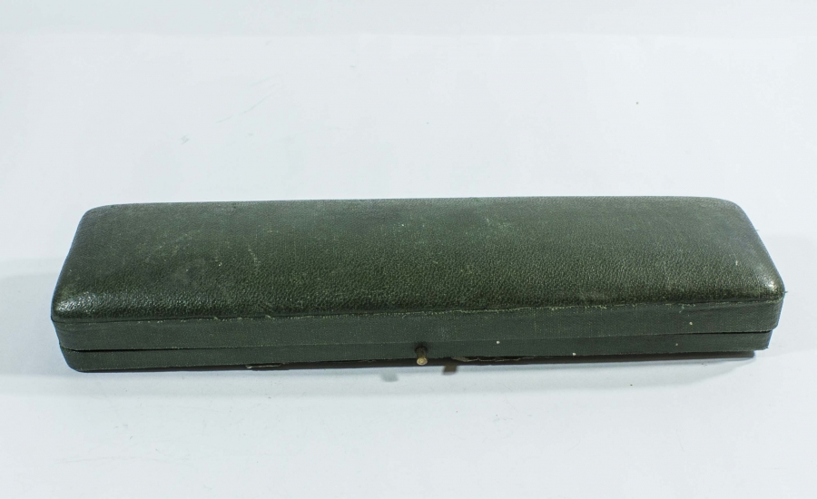 KUTUSUNDA KATALİN SAPLI ZARF AÇACAĞI VE DİVİT