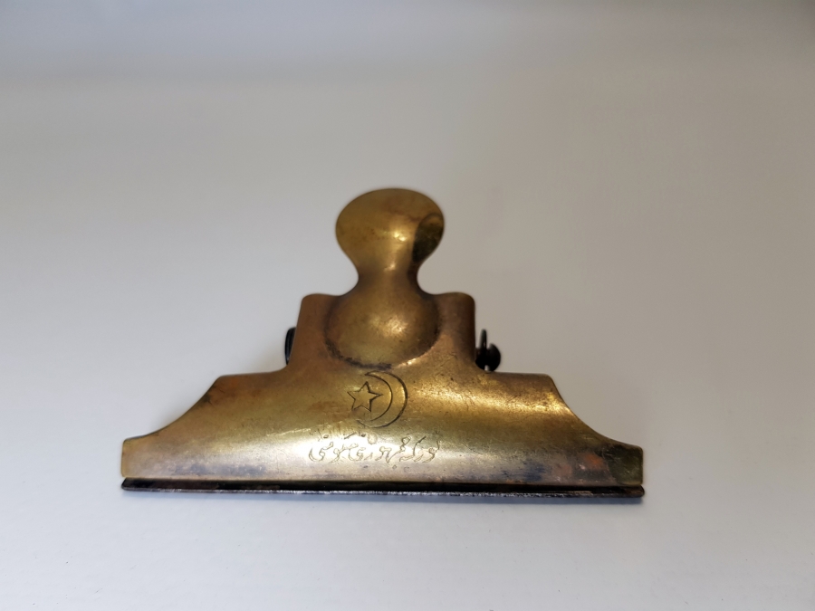 ÜZERİ OSMANLICA YAZILI KAĞIT KISKACI