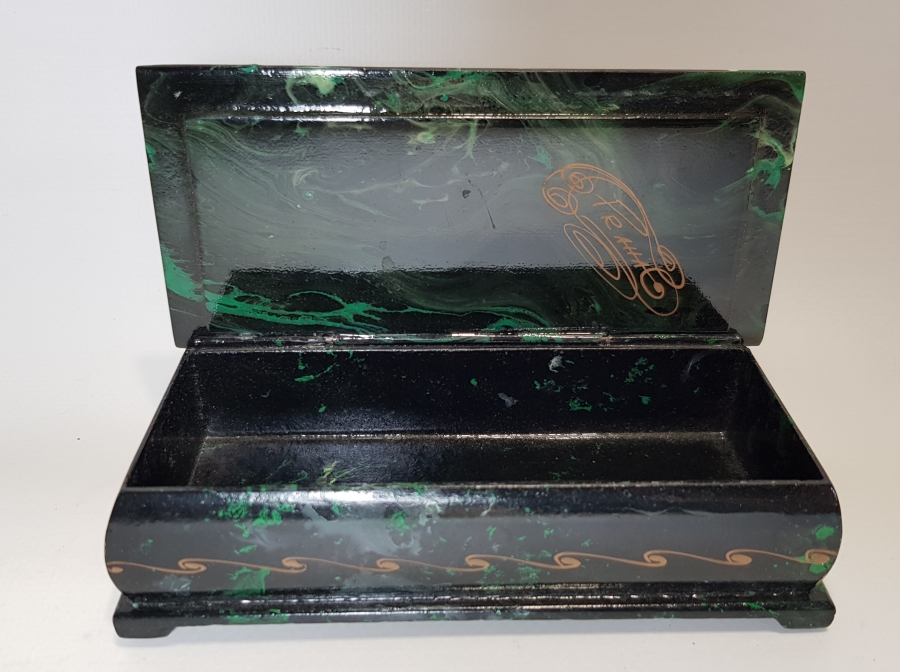 1920's EL BOYAMA PAPIER MACHE KUTU 