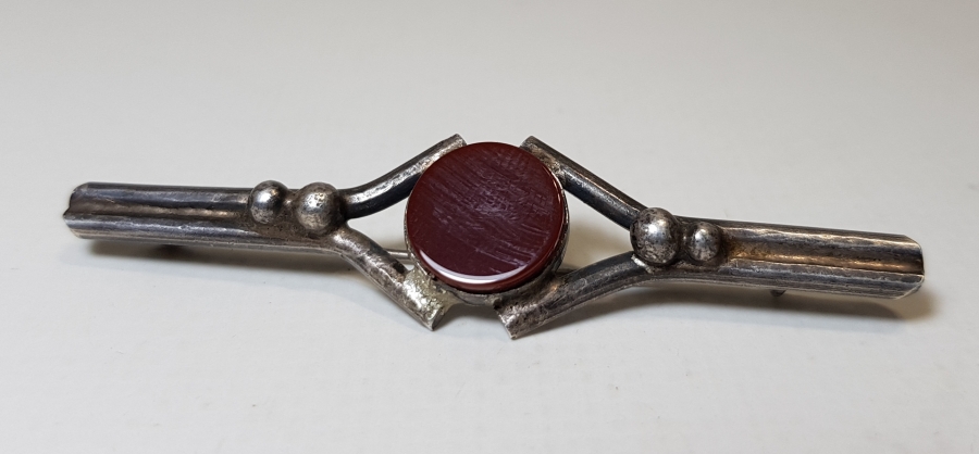 AKİK TAŞLI GÜMÜŞ BROŞ