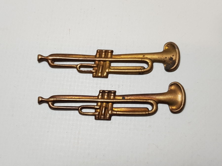 1. DÜNYA SAVAŞI İKİ ADET MIZIKACI ASKER ROZETİ 